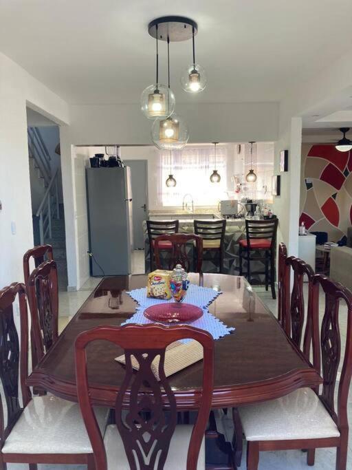 Casa Com Piscina, Grande E Espacosa No Condominio Dos Passaros Cabo Frio Dış mekan fotoğraf
